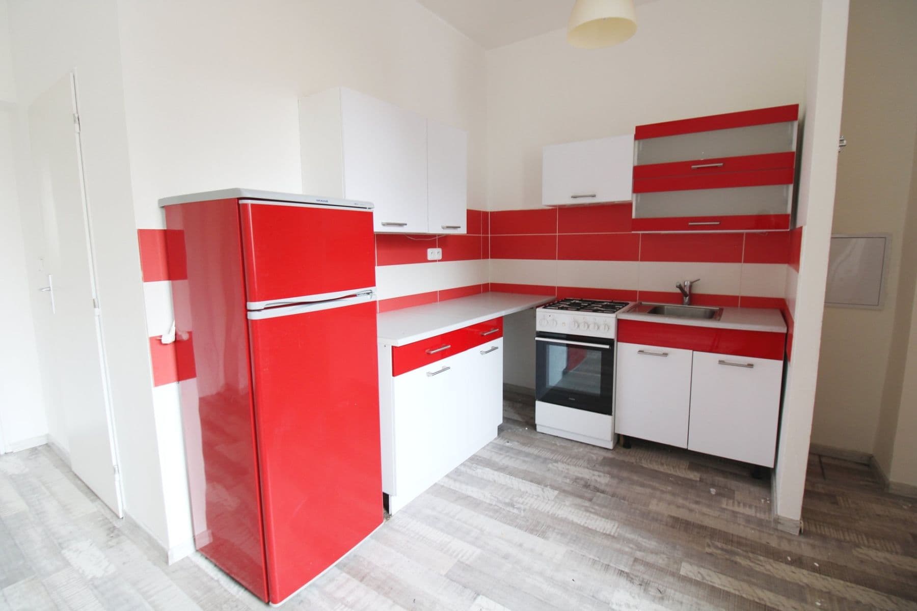 1 bedroom with open-plan kitchen flat to rent, 45 m², Donská, Prague, Prague 1 bedroom with open-plan kitchen flat to rent, 45 m², Donská, Prague, Prague