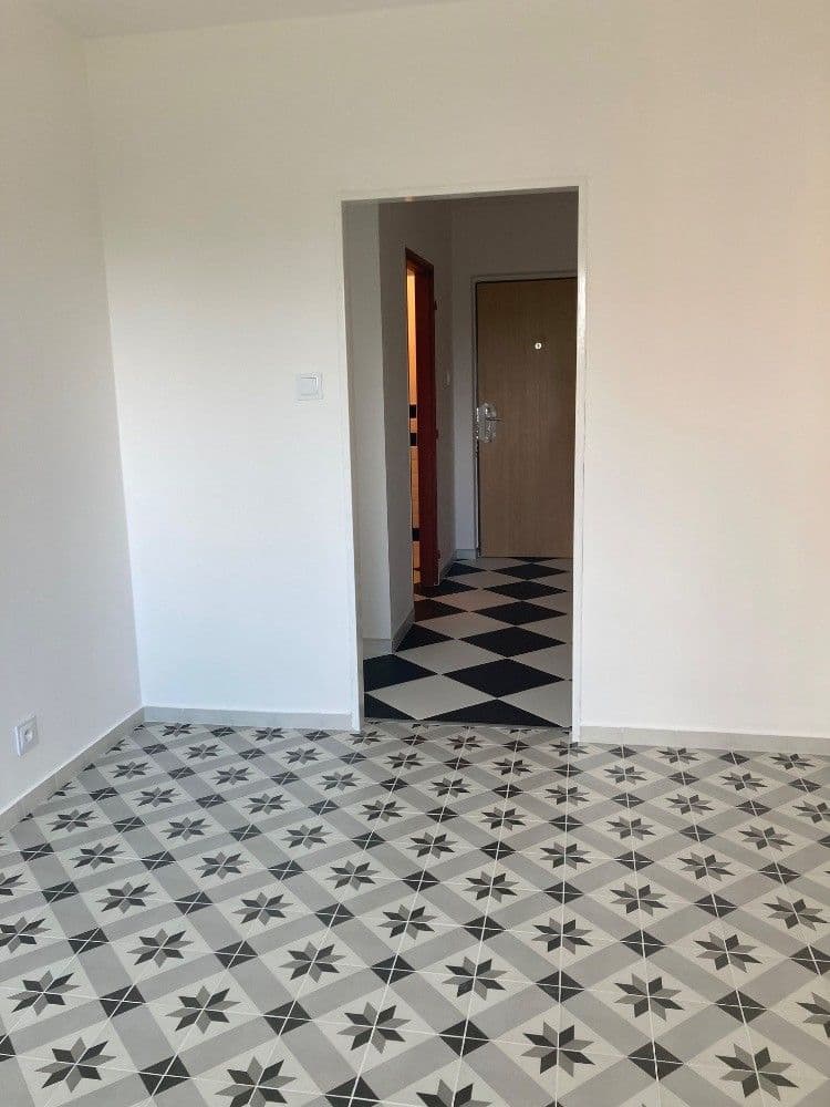 1 bedroom with open-plan kitchen flat for sale, 40 m², Opletalova, Kutná Hora, Středočeský Region 1 bedroom with open-plan kitchen flat for sale, 40 m², Opletalova, Kutná Hora, Středočeský Region