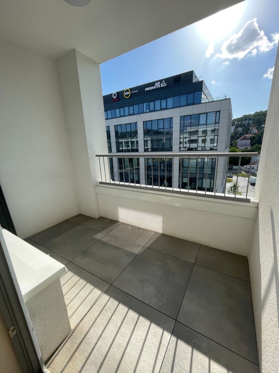 3 bedroom with open-plan kitchen flat to rent, 99 m², Prague, Prague 3 bedroom with open-plan kitchen flat to rent, 99 m², Prague, Prague