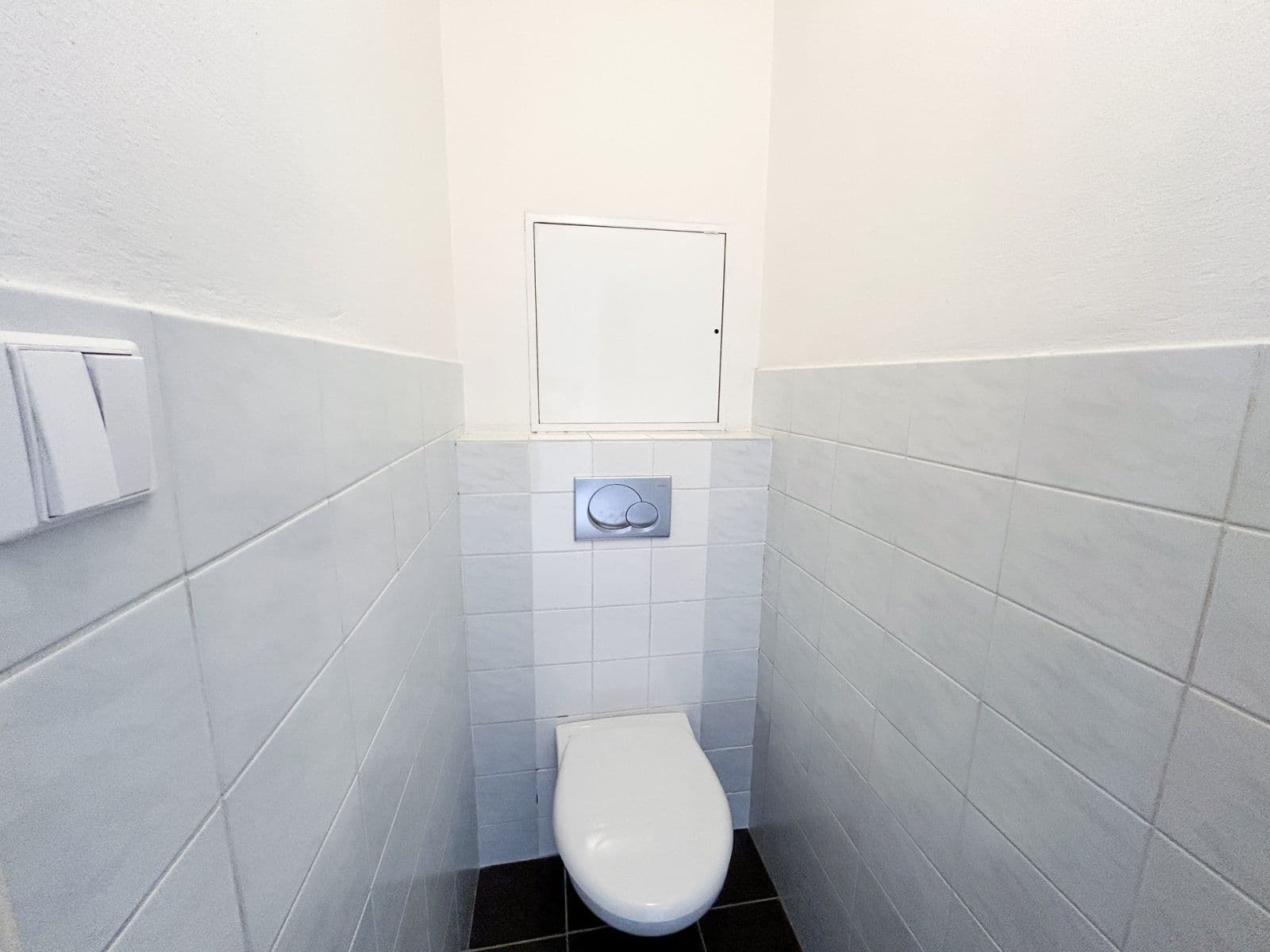 2 bedroom with open-plan kitchen flat to rent, 78 m², Tusarova, Prague, Prague 2 bedroom with open-plan kitchen flat to rent, 78 m², Tusarova, Prague, Prague