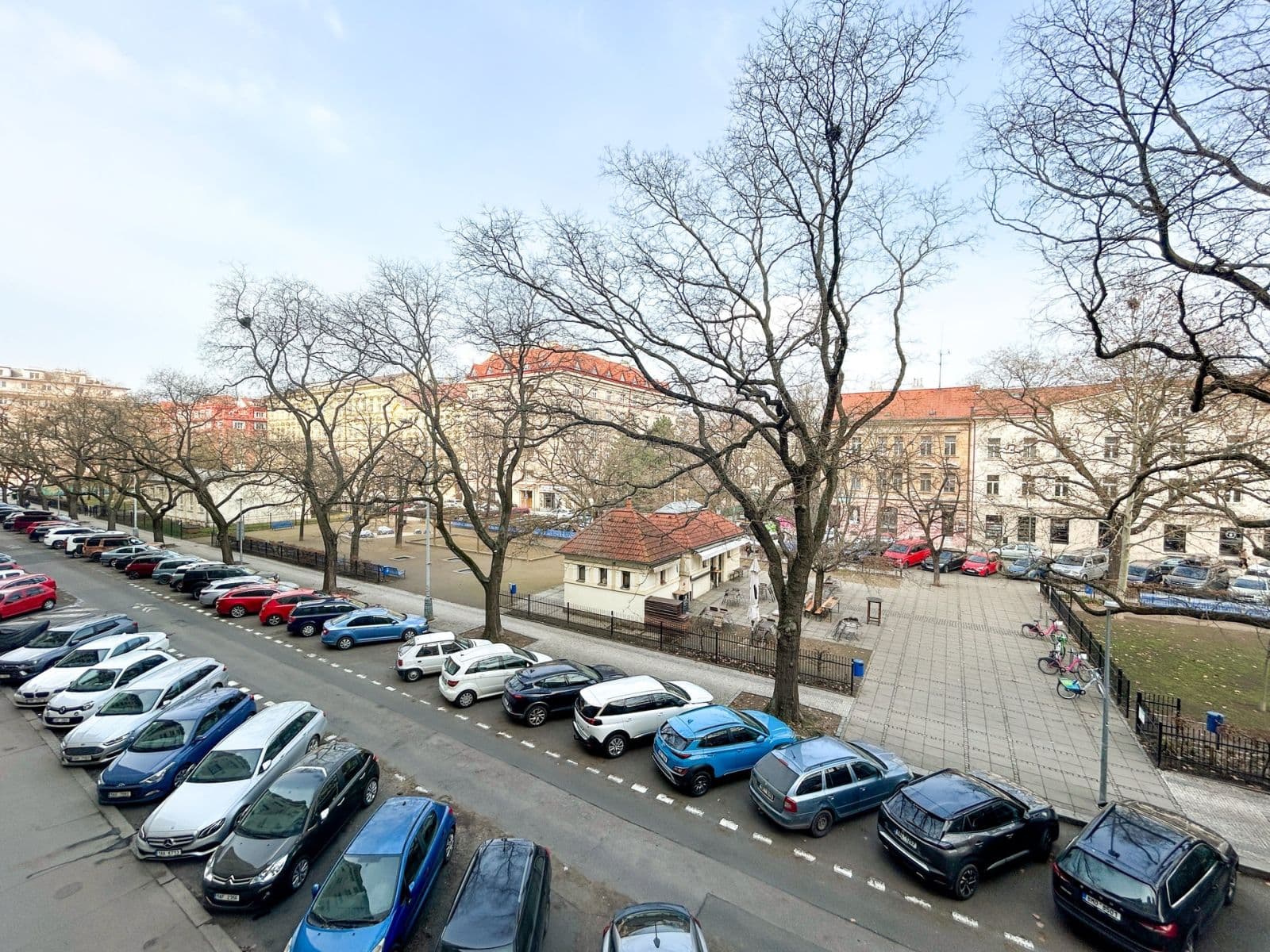 2 bedroom with open-plan kitchen flat to rent, 78 m², Tusarova, Prague, Prague 2 bedroom with open-plan kitchen flat to rent, 78 m², Tusarova, Prague, Prague