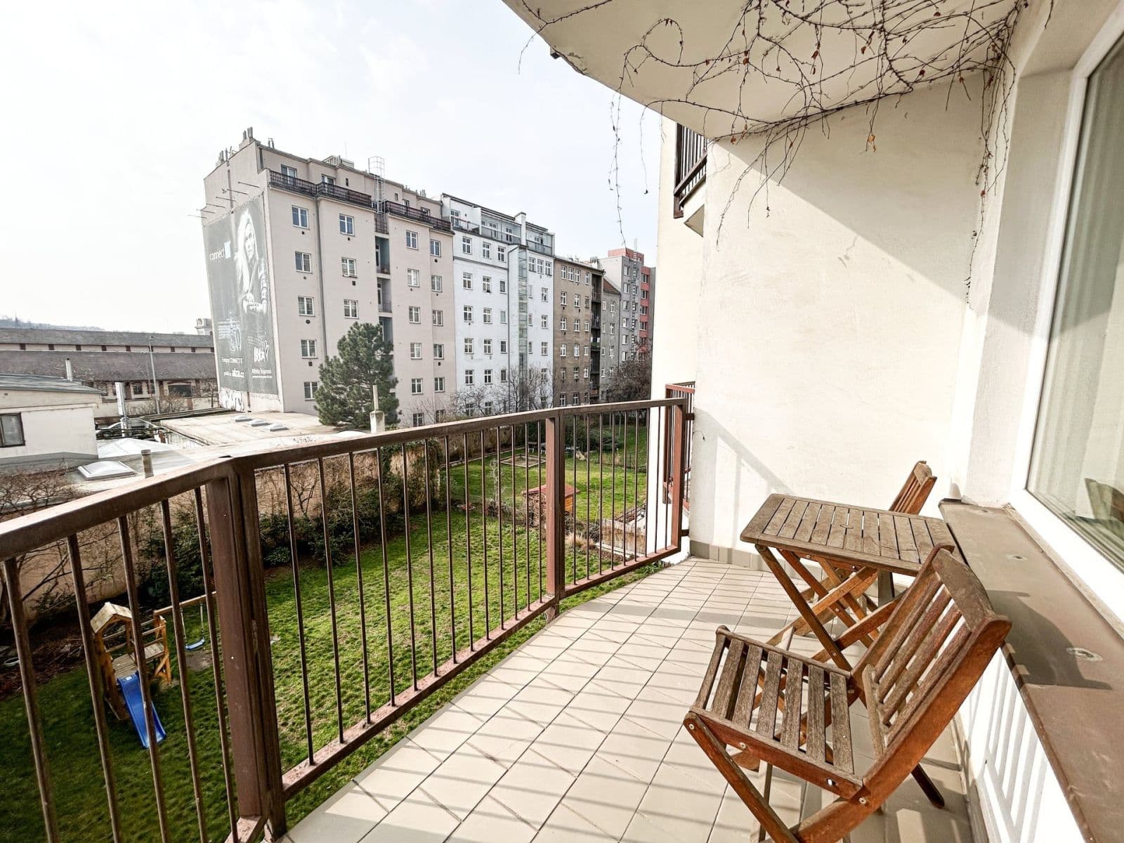 2 bedroom with open-plan kitchen flat to rent, 78 m², Tusarova, Prague, Prague 2 bedroom with open-plan kitchen flat to rent, 78 m², Tusarova, Prague, Prague