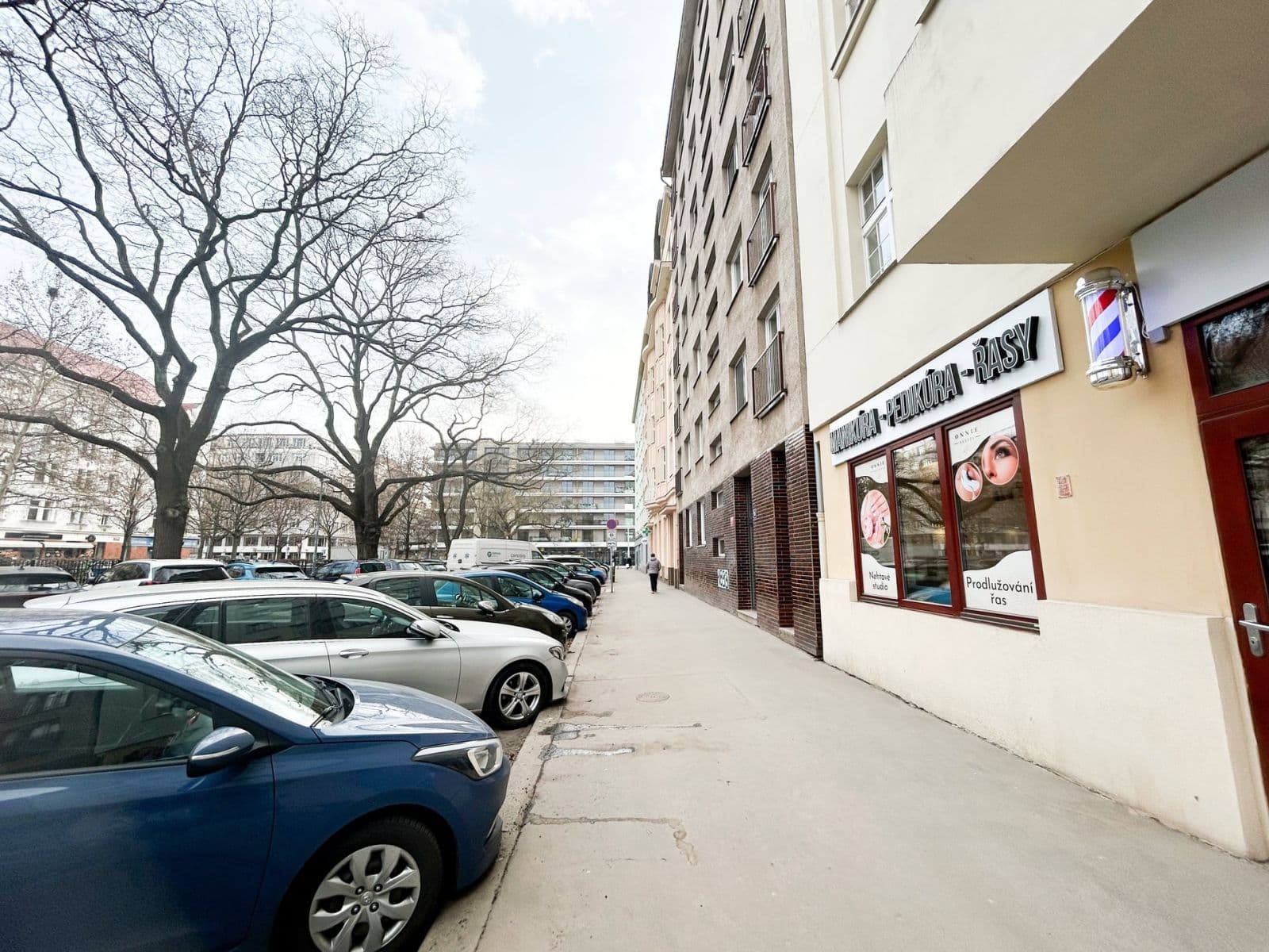 2 bedroom with open-plan kitchen flat to rent, 78 m², Tusarova, Prague, Prague 2 bedroom with open-plan kitchen flat to rent, 78 m², Tusarova, Prague, Prague
