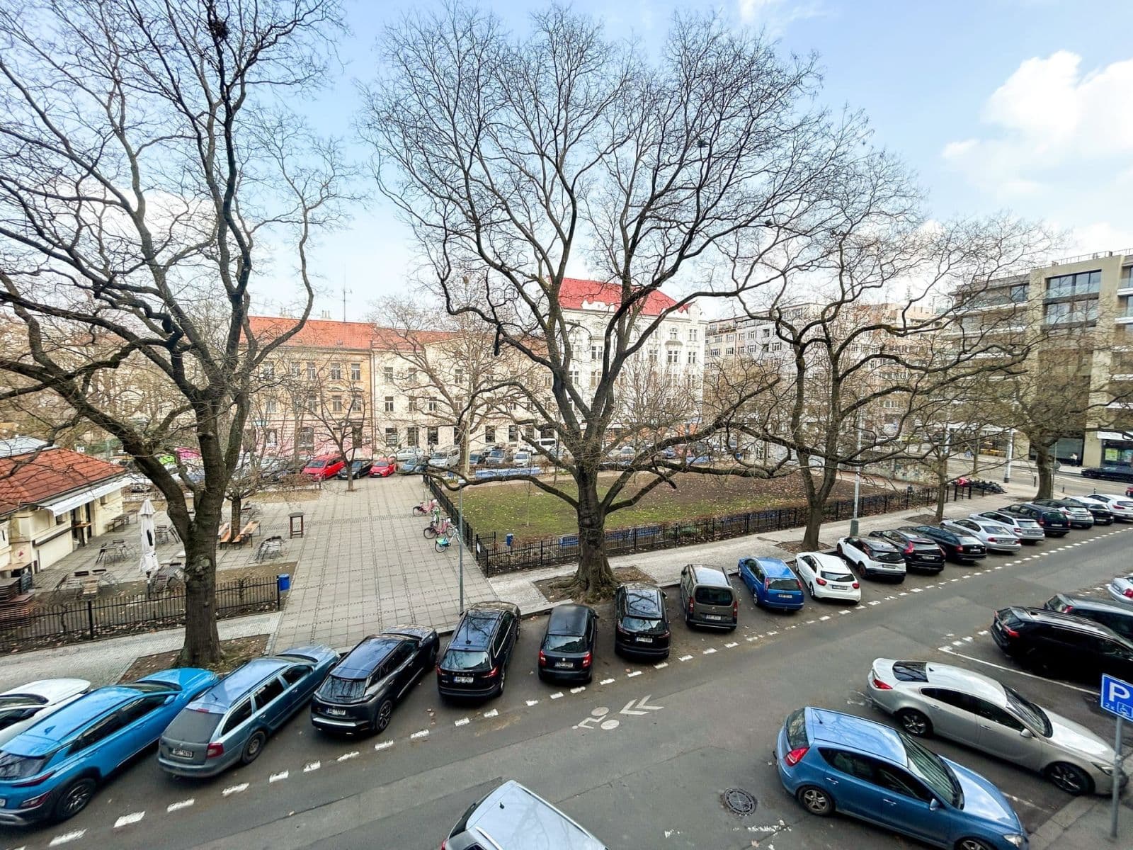 2 bedroom with open-plan kitchen flat to rent, 78 m², Tusarova, Prague, Prague 2 bedroom with open-plan kitchen flat to rent, 78 m², Tusarova, Prague, Prague