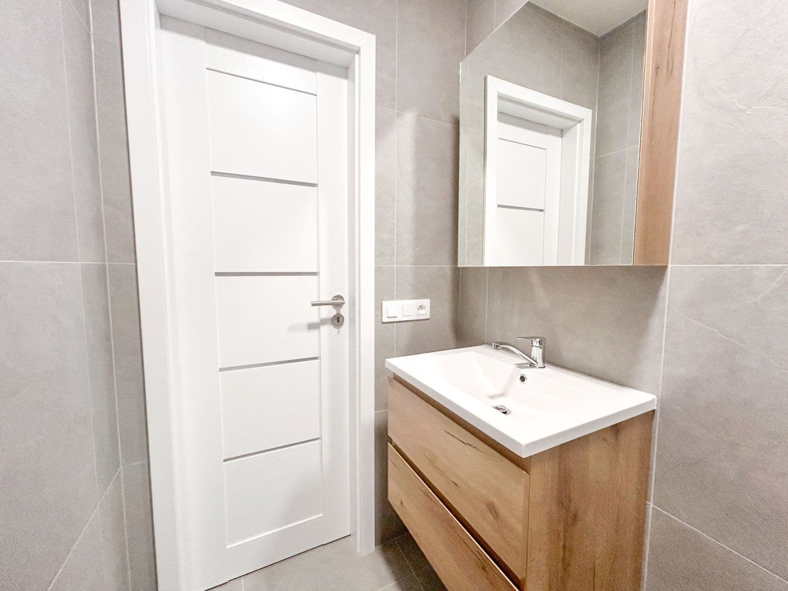 1 bedroom with open-plan kitchen flat to rent, 44 m², Jateční, Kolín, Středočeský Region 1 bedroom with open-plan kitchen flat to rent, 44 m², Jateční, Kolín, Středočeský Region