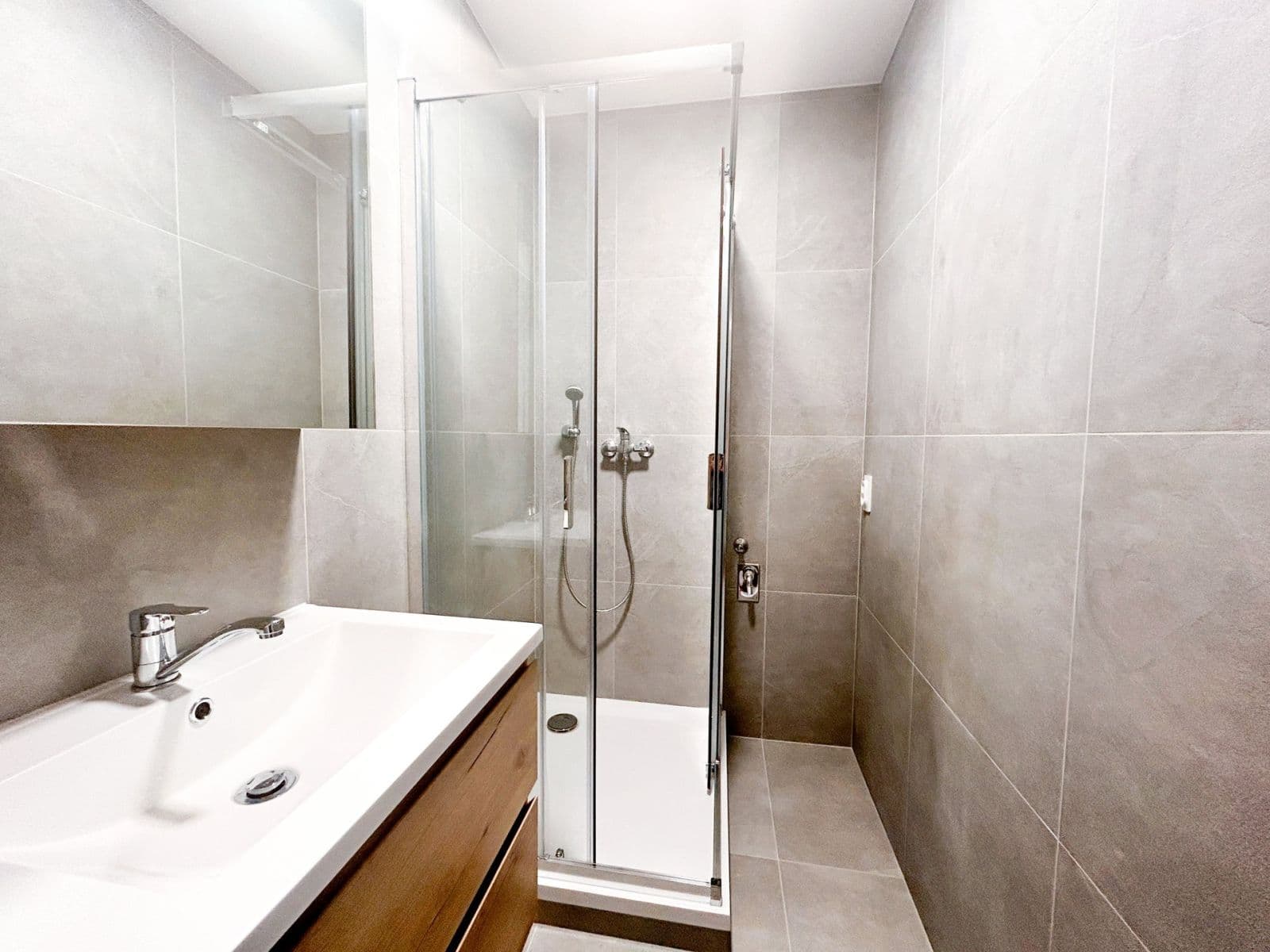 1 bedroom with open-plan kitchen flat to rent, 44 m², Jateční, Kolín, Středočeský Region 1 bedroom with open-plan kitchen flat to rent, 44 m², Jateční, Kolín, Středočeský Region