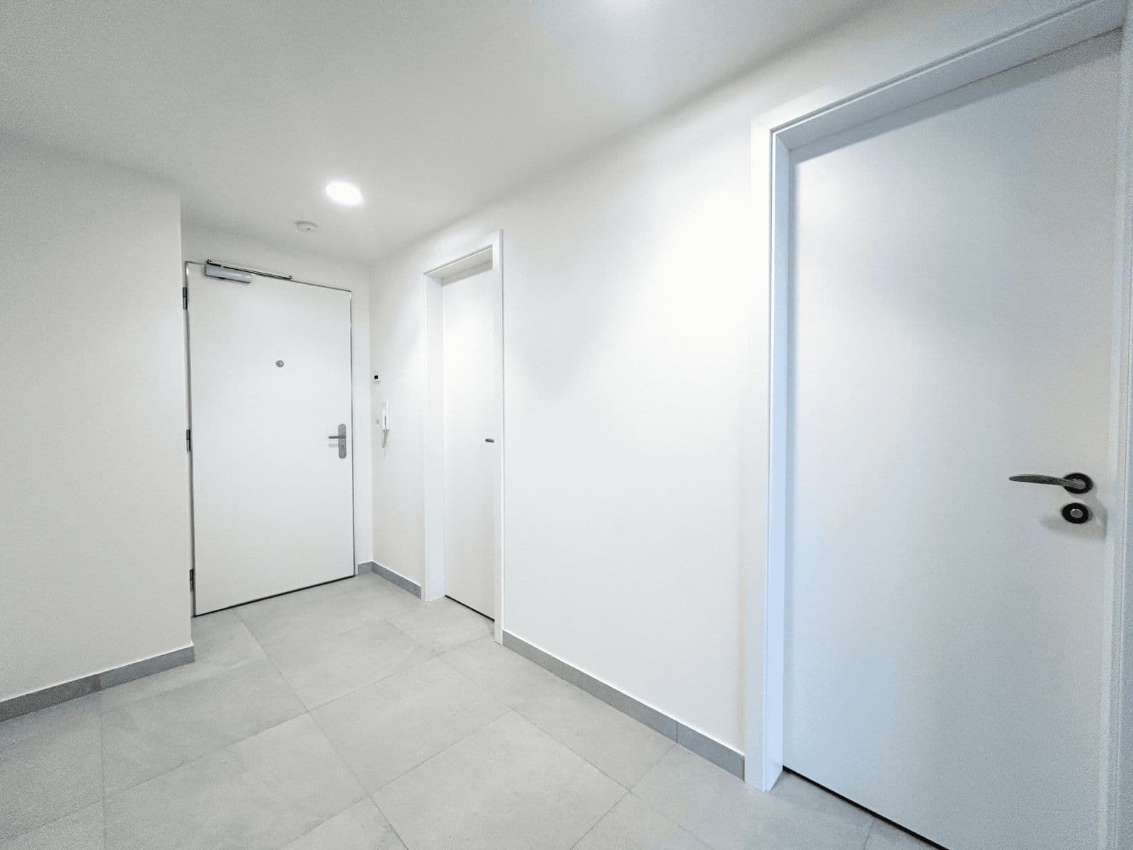 1 bedroom with open-plan kitchen flat to rent, 59 m², Domalípova, Prague, Prague 1 bedroom with open-plan kitchen flat to rent, 59 m², Domalípova, Prague, Prague