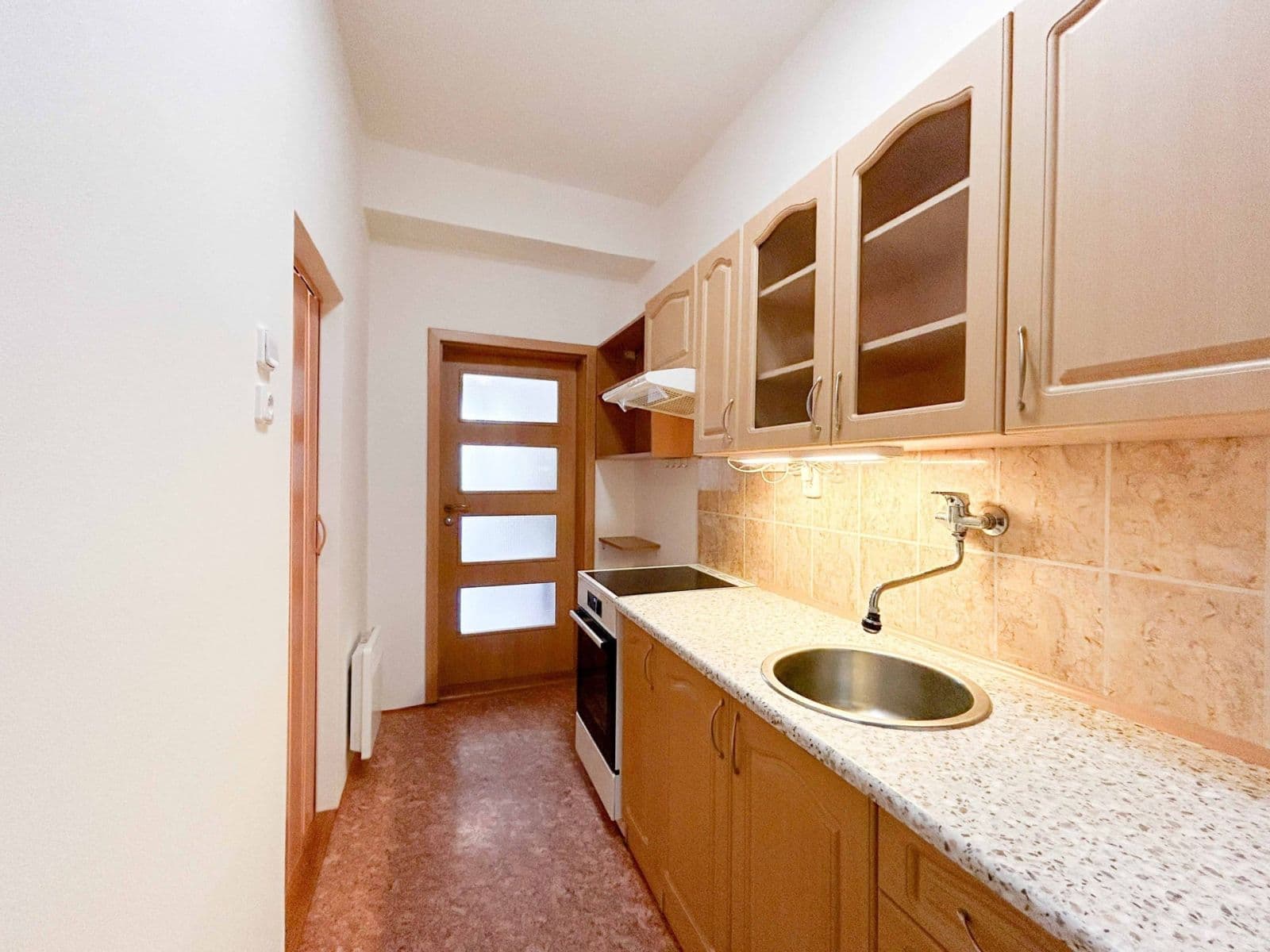 1 bedroom with open-plan kitchen flat to rent, 50 m², Střížkovská, Prague, Prague 1 bedroom with open-plan kitchen flat to rent, 50 m², Střížkovská, Prague, Prague