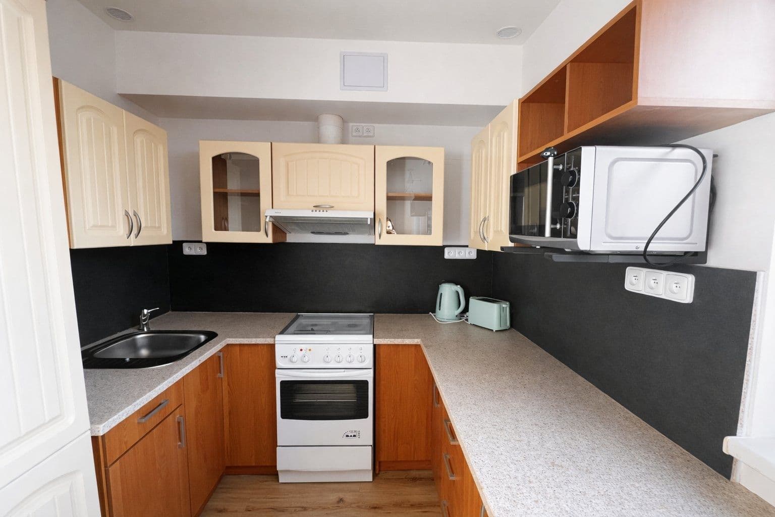 Studio flat to rent, 45 m², Roztocká, Velké Přílepy, Středočeský Region Studio flat to rent, 45 m², Roztocká, Velké Přílepy, Středočeský Region