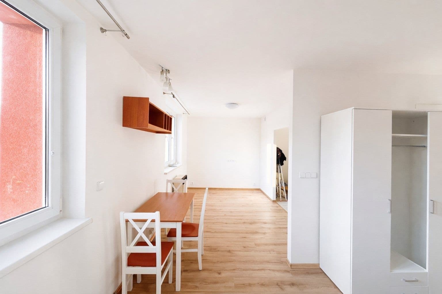 Studio flat to rent, 45 m², Roztocká, Velké Přílepy, Středočeský Region Studio flat to rent, 45 m², Roztocká, Velké Přílepy, Středočeský Region