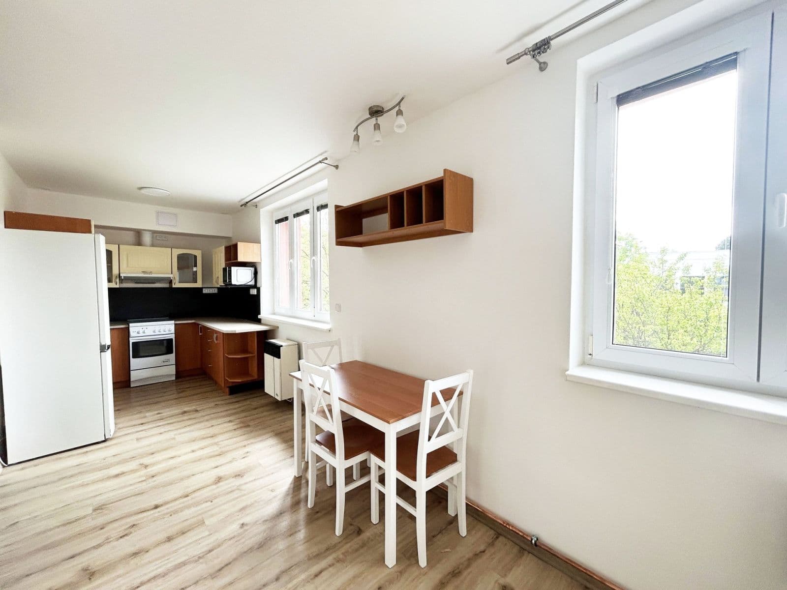 Studio flat to rent, 45 m², Roztocká, Velké Přílepy, Středočeský Region Studio flat to rent, 45 m², Roztocká, Velké Přílepy, Středočeský Region