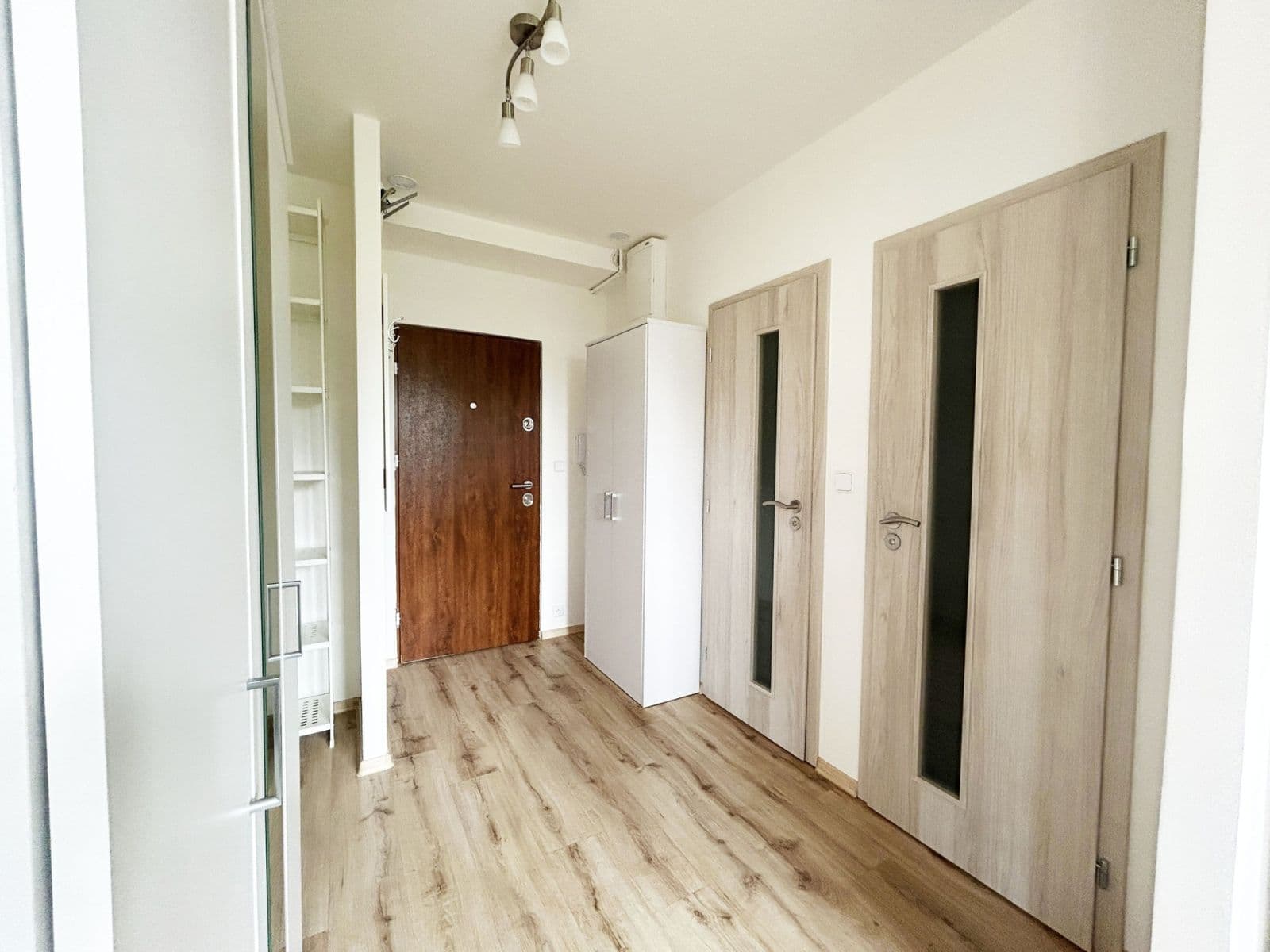 Studio flat to rent, 45 m², Roztocká, Velké Přílepy, Středočeský Region Studio flat to rent, 45 m², Roztocká, Velké Přílepy, Středočeský Region