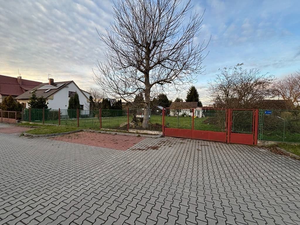 plot for sale, 863 m², Plzeň, Plzeňský Region plot for sale, 863 m², Plzeň, Plzeňský Region