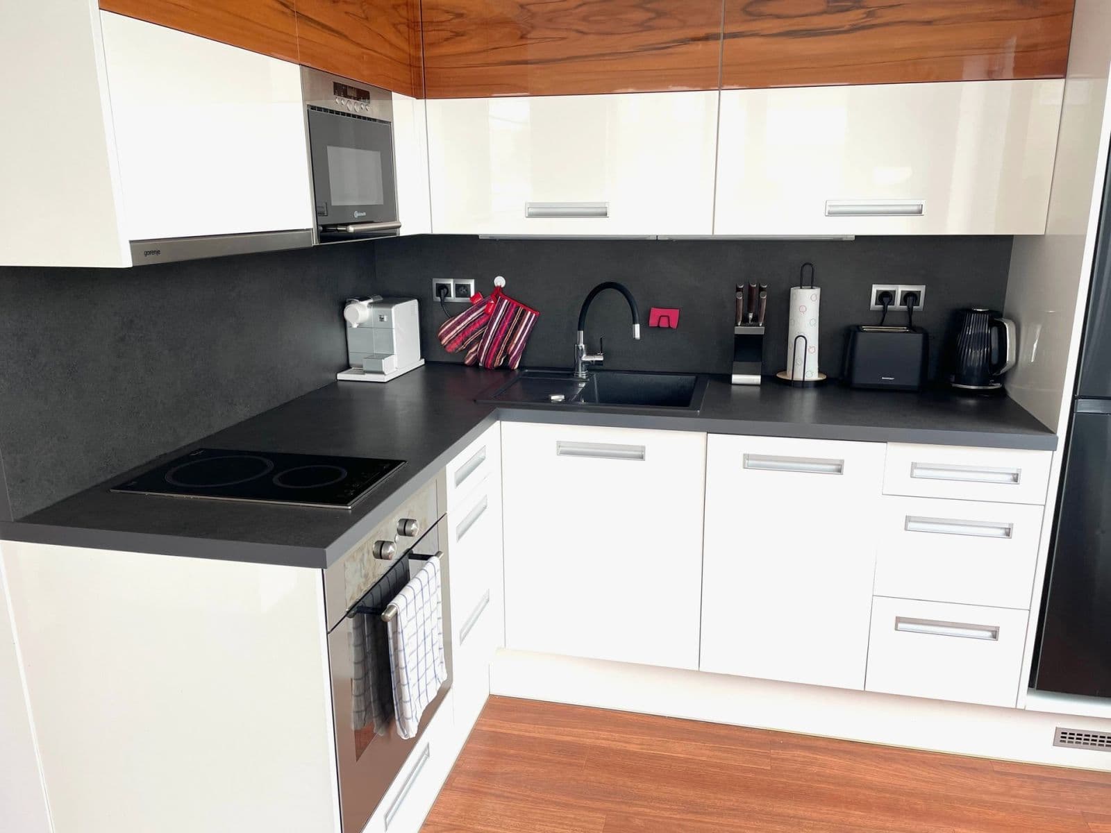 1 bedroom with open-plan kitchen flat to rent, 50 m², Svitákova, Prague, Prague 1 bedroom with open-plan kitchen flat to rent, 50 m², Svitákova, Prague, Prague