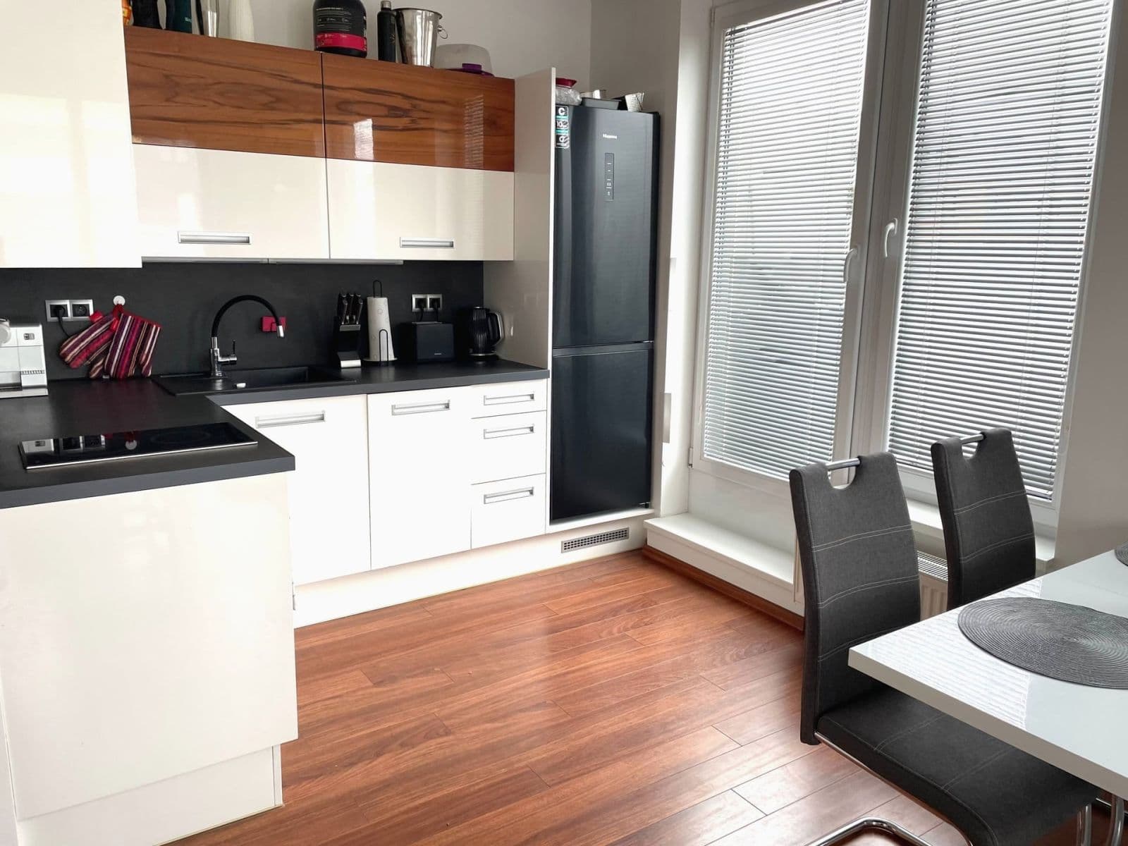 1 bedroom with open-plan kitchen flat to rent, 50 m², Svitákova, Prague, Prague 1 bedroom with open-plan kitchen flat to rent, 50 m², Svitákova, Prague, Prague