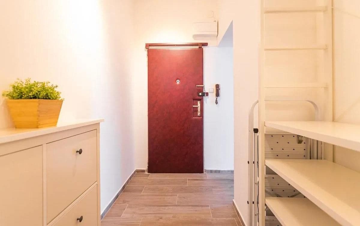 1 bedroom with open-plan kitchen flat to rent, 42 m², Pod Zvonařkou, Prague, Prague 1 bedroom with open-plan kitchen flat to rent, 42 m², Pod Zvonařkou, Prague, Prague