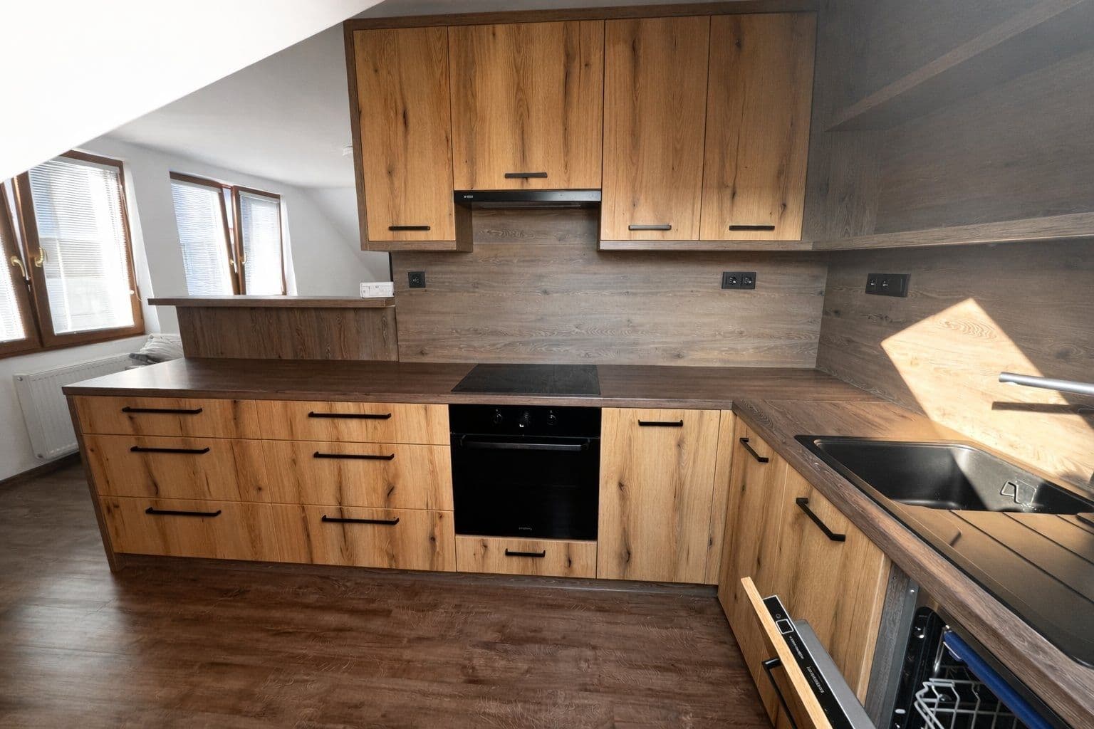 2 bedroom with open-plan kitchen flat for sale, 89 m², Třídvorská, Kolín, Středočeský Region 2 bedroom with open-plan kitchen flat for sale, 89 m², Třídvorská, Kolín, Středočeský Region