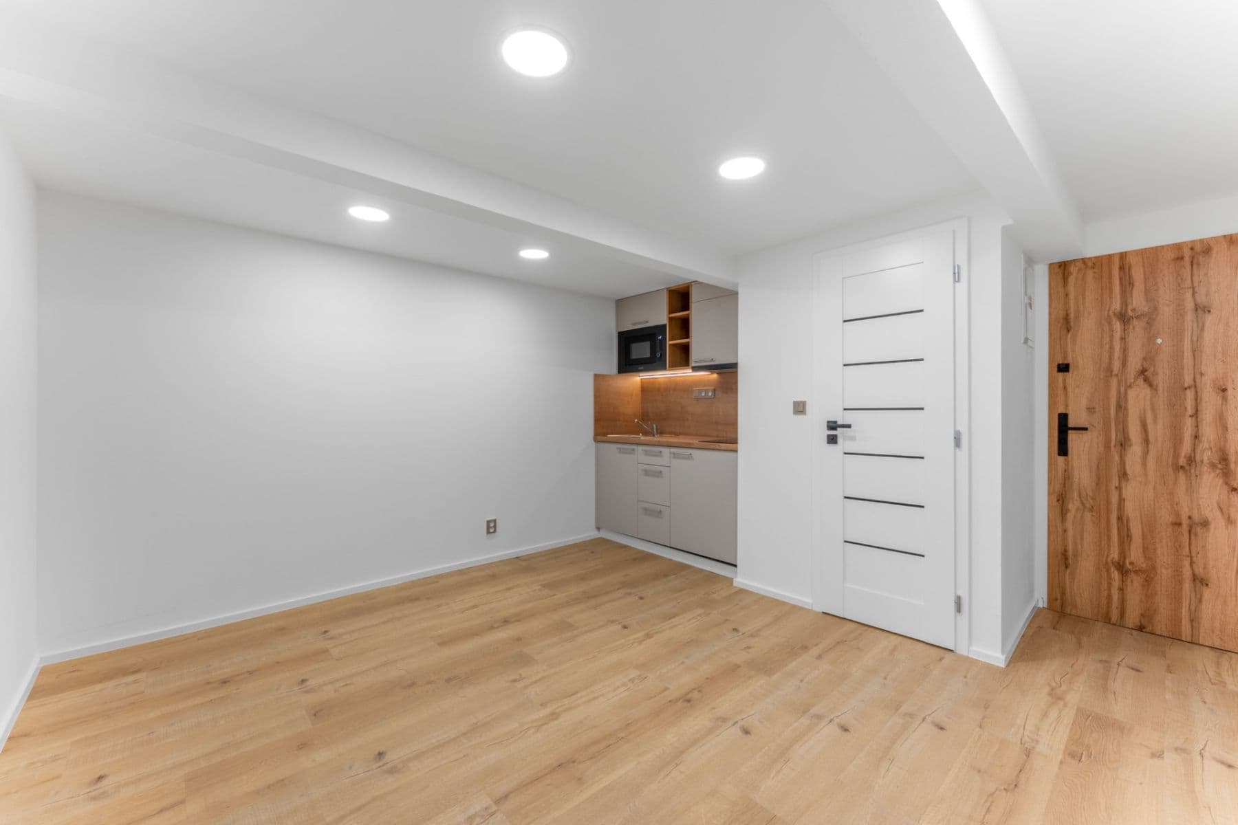 Studio flat to rent, 20 m², U Jezerky, Prague, Prague Studio flat to rent, 20 m², U Jezerky, Prague, Prague