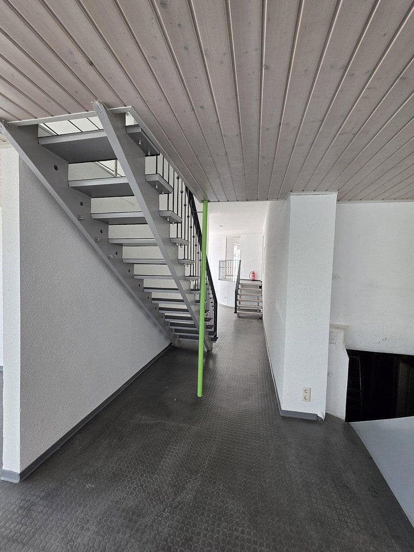 office to rent, 323 m², Durlacherstraße 70-72, Pforzheim, Baden-Württemberg office to rent, 323 m², Durlacherstraße 70-72, Pforzheim, Baden-Württemberg