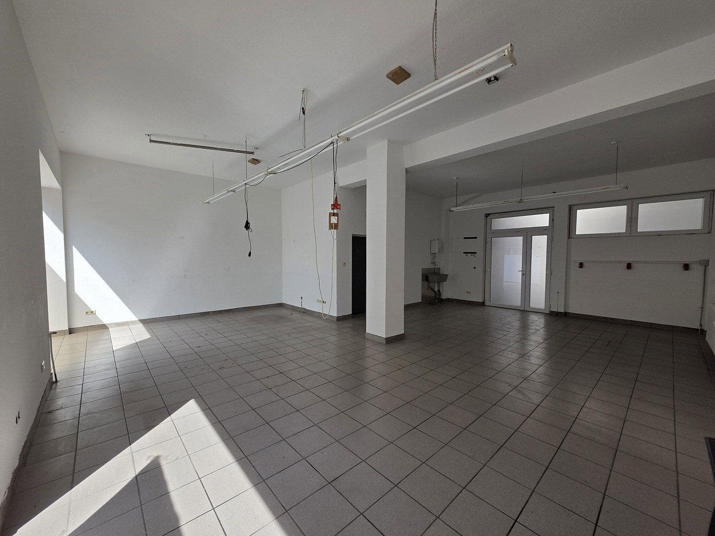 office to rent, 323 m², Durlacherstraße 70-72, Pforzheim, Baden-Württemberg office to rent, 323 m², Durlacherstraße 70-72, Pforzheim, Baden-Württemberg