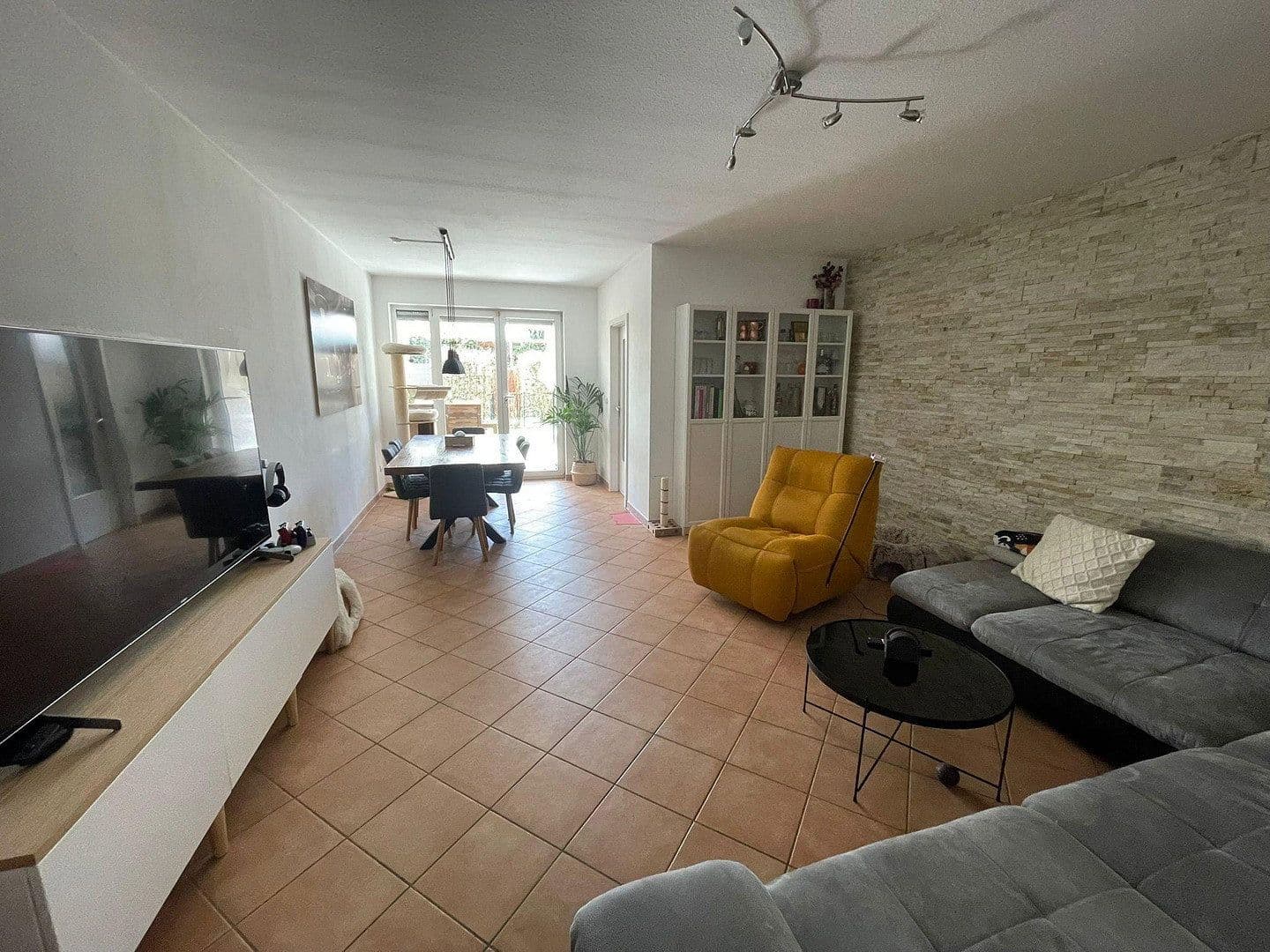 3 bedroom flat to rent, 77 m², Obertshausen, Hesse 3 bedroom flat to rent, 77 m², Obertshausen, Hesse