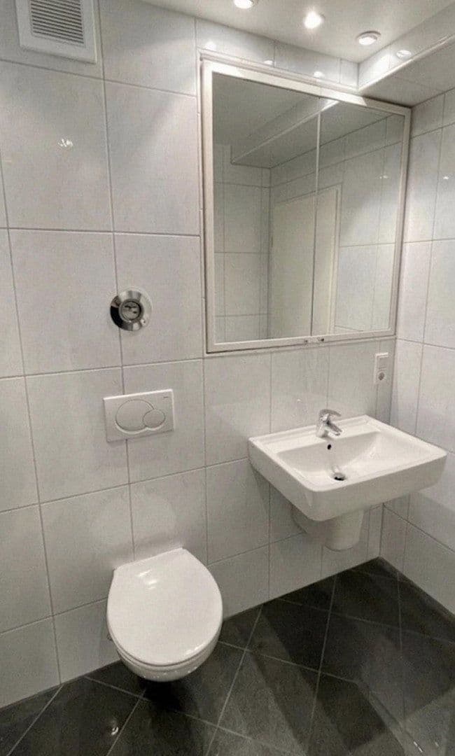 2 bedroom flat for sale, 50 m², Eduard-Schloemann-Str. 35, Düsseldorf, North Rhine-Westphalia 2 bedroom flat for sale, 50 m², Eduard-Schloemann-Str. 35, Düsseldorf, North Rhine-Westphalia