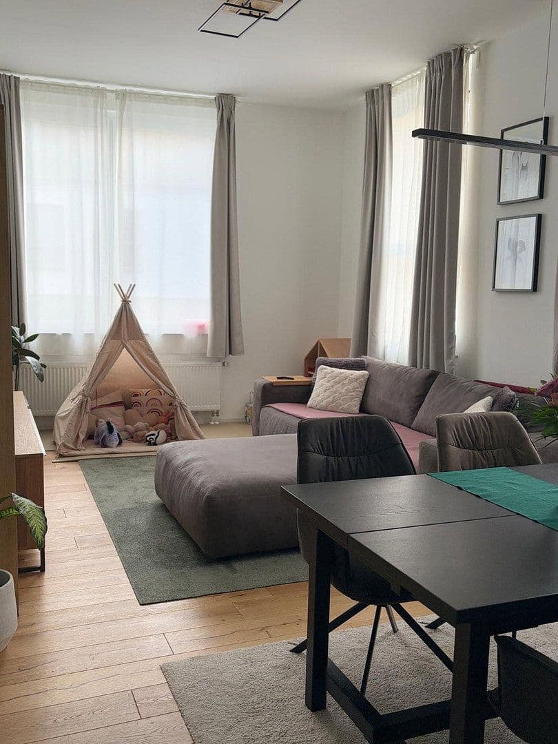 3 bedroom with open-plan kitchen flat to rent, 110 m², Backnang, Baden-Württemberg 3 bedroom with open-plan kitchen flat to rent, 110 m², Backnang, Baden-Württemberg
