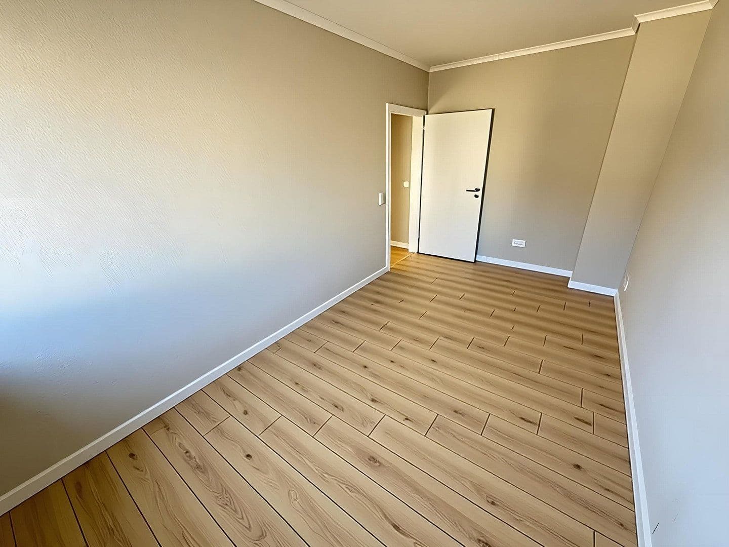 3 bedroom flat to rent, 77 m², Steinenfeld 39, Wuppertal, North Rhine-Westphalia 3 bedroom flat to rent, 77 m², Steinenfeld 39, Wuppertal, North Rhine-Westphalia