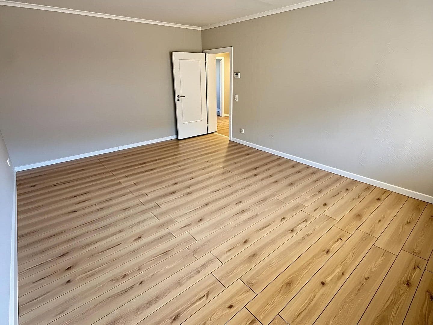 3 bedroom flat to rent, 77 m², Steinenfeld 39, Wuppertal, North Rhine-Westphalia 3 bedroom flat to rent, 77 m², Steinenfeld 39, Wuppertal, North Rhine-Westphalia