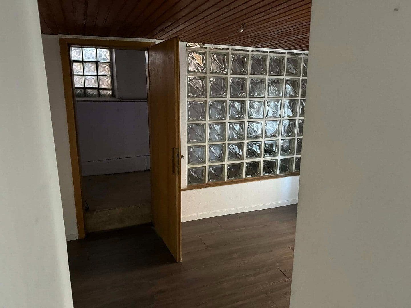 2 bedroom with open-plan kitchen flat to rent, 95 m², Bochum, North Rhine-Westphalia 2 bedroom with open-plan kitchen flat to rent, 95 m², Bochum, North Rhine-Westphalia