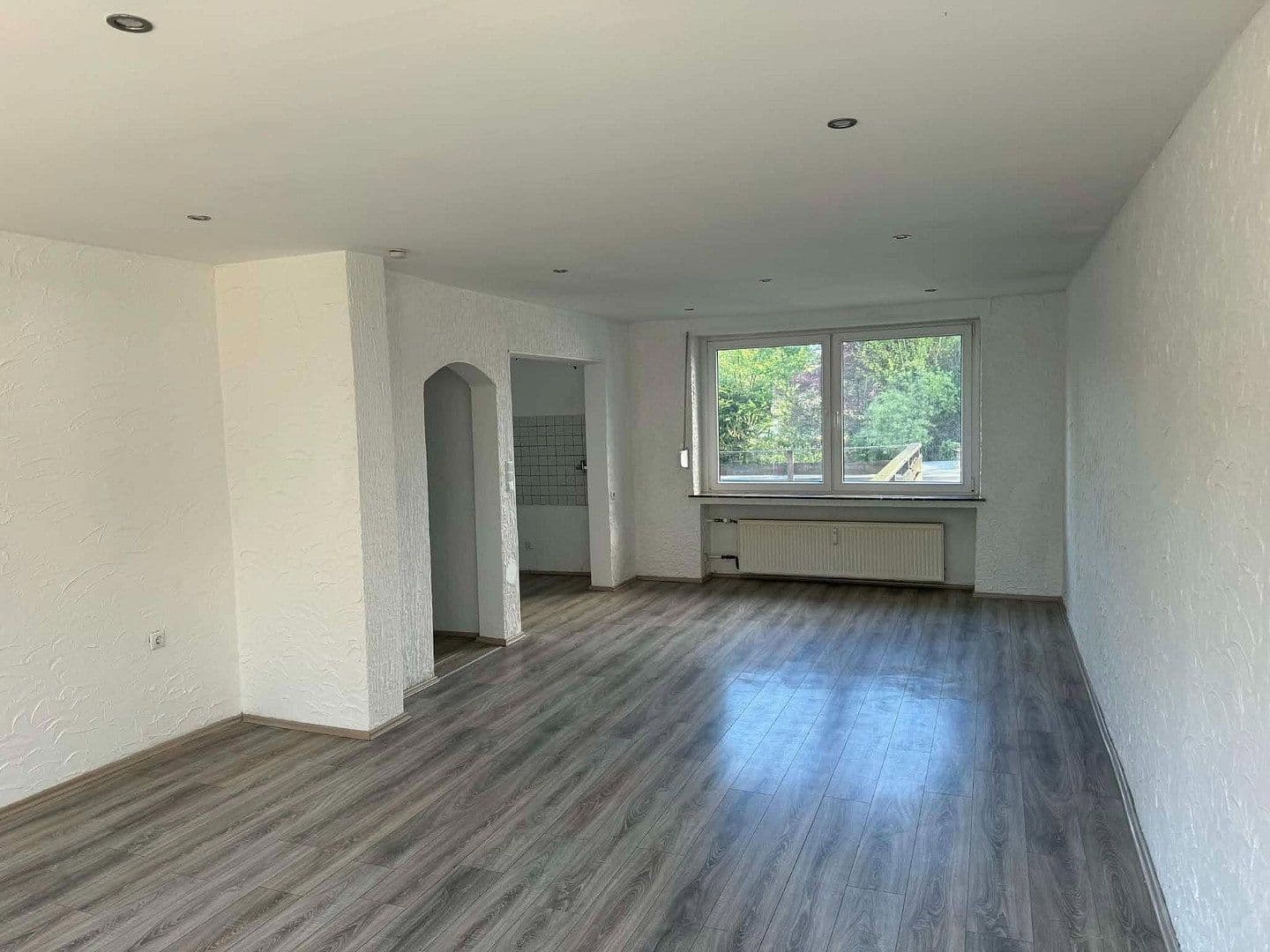 2 bedroom with open-plan kitchen flat to rent, 95 m², Bochum, North Rhine-Westphalia 2 bedroom with open-plan kitchen flat to rent, 95 m², Bochum, North Rhine-Westphalia