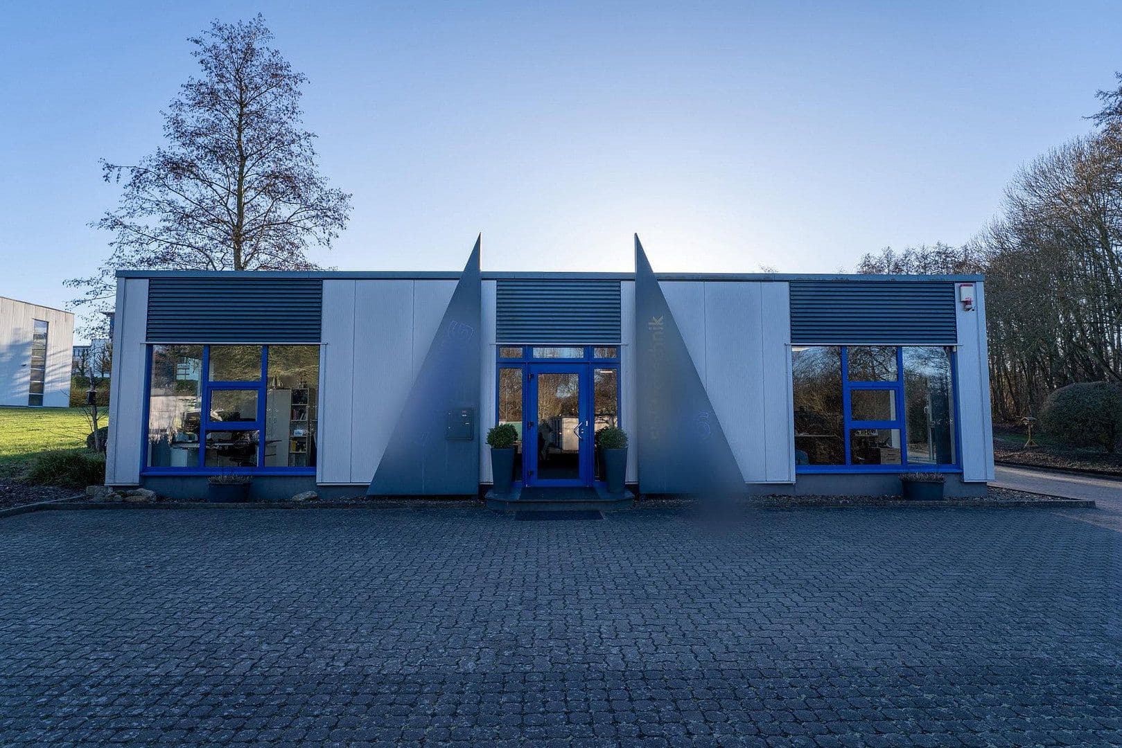 non-residential property to rent, 2,530 m², Rehwinkel 26, Porta Westfalica, North Rhine-Westphalia non-residential property to rent, 2,530 m², Rehwinkel 26, Porta Westfalica, North Rhine-Westphalia