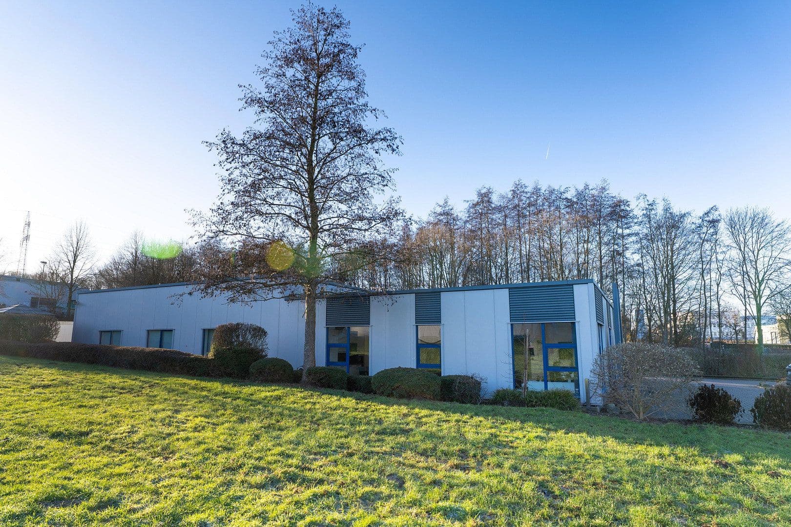 non-residential property to rent, 2,530 m², Rehwinkel 26, Porta Westfalica, North Rhine-Westphalia non-residential property to rent, 2,530 m², Rehwinkel 26, Porta Westfalica, North Rhine-Westphalia