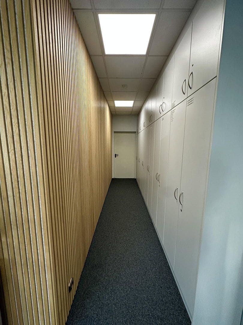 non-residential property to rent, 2,530 m², Rehwinkel 26, Porta Westfalica, North Rhine-Westphalia non-residential property to rent, 2,530 m², Rehwinkel 26, Porta Westfalica, North Rhine-Westphalia