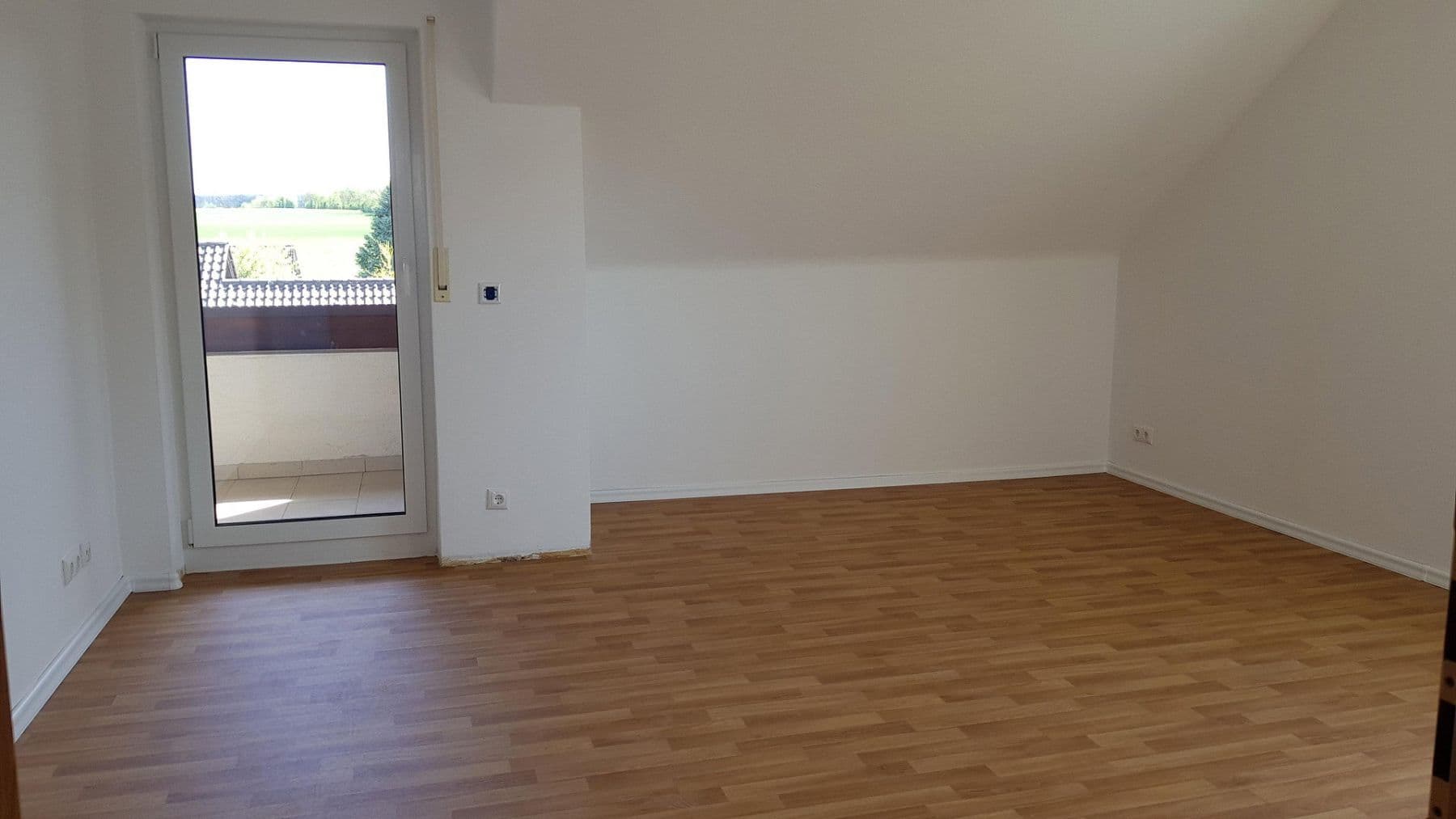 4 bedroom flat to rent, 98 m², Herzogenaurach, Bavaria 4 bedroom flat to rent, 98 m², Herzogenaurach, Bavaria