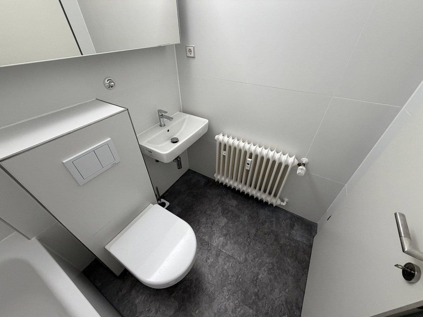 Studio flat to rent, 50 m², Kronenstraße 19a, Krefeld, North Rhine-Westphalia Studio flat to rent, 50 m², Kronenstraße 19a, Krefeld, North Rhine-Westphalia