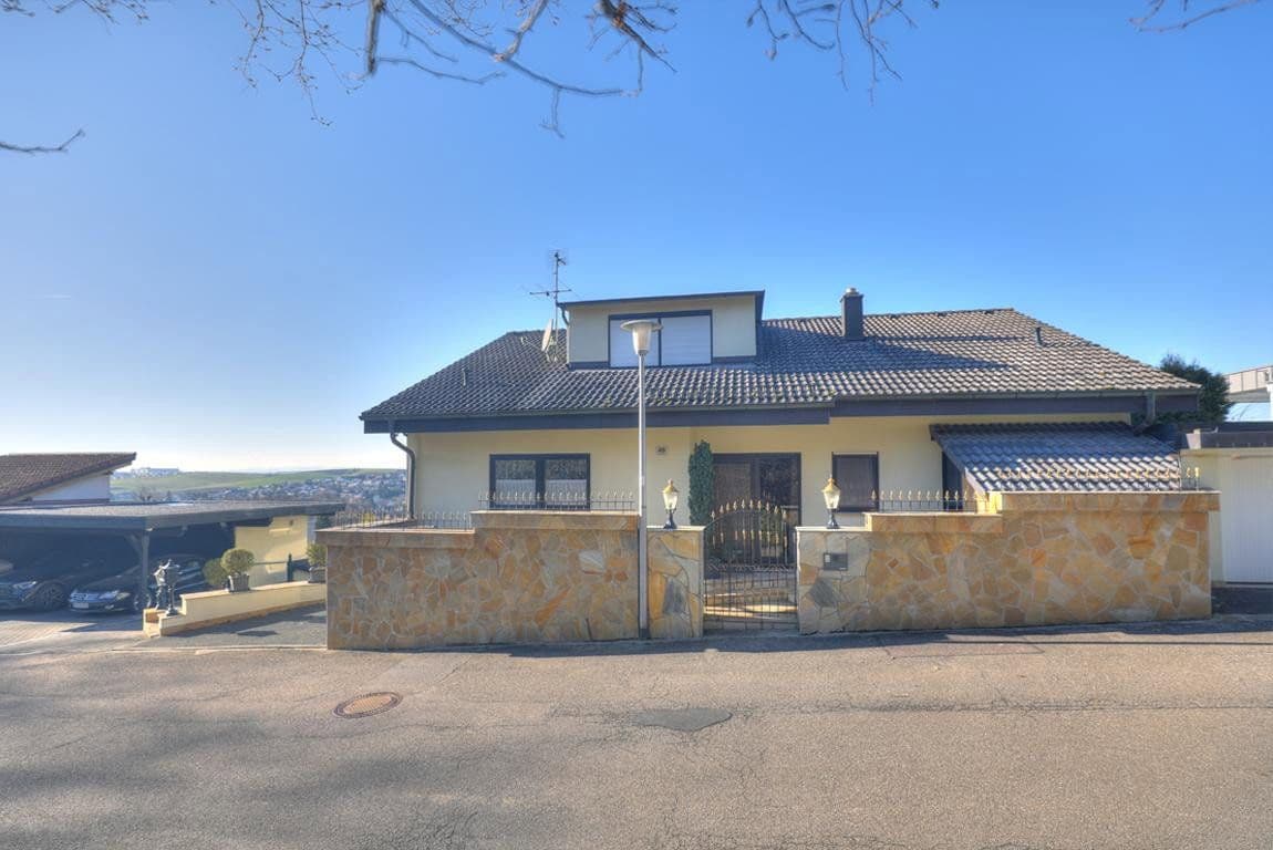 house for sale, 332 m², Untergruppenbach, Baden-Württemberg house for sale, 332 m², Untergruppenbach, Baden-Württemberg