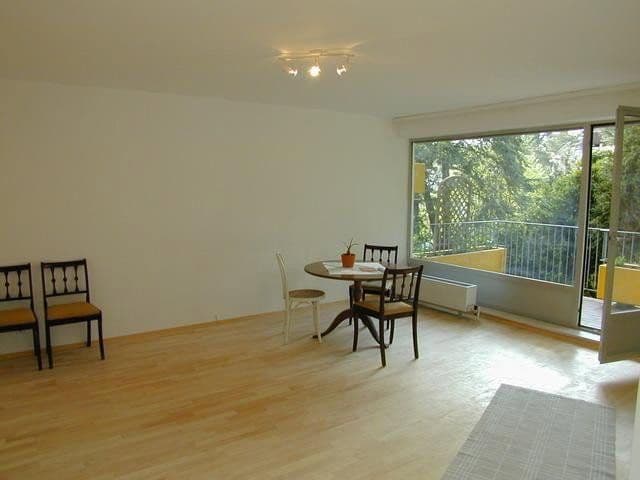 1 bedroom with open-plan kitchen flat to rent, 65 m², Kronberg im Taunus, Hesse 1 bedroom with open-plan kitchen flat to rent, 65 m², Kronberg im Taunus, Hesse