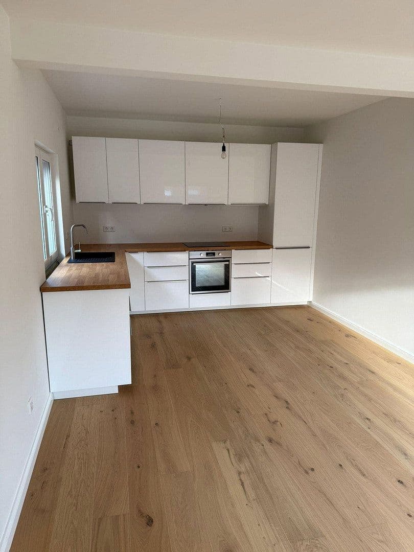 house to rent, 128 m², Kattenturmer Heerstr. 138c, Bremen, Bremen house to rent, 128 m², Kattenturmer Heerstr. 138c, Bremen, Bremen