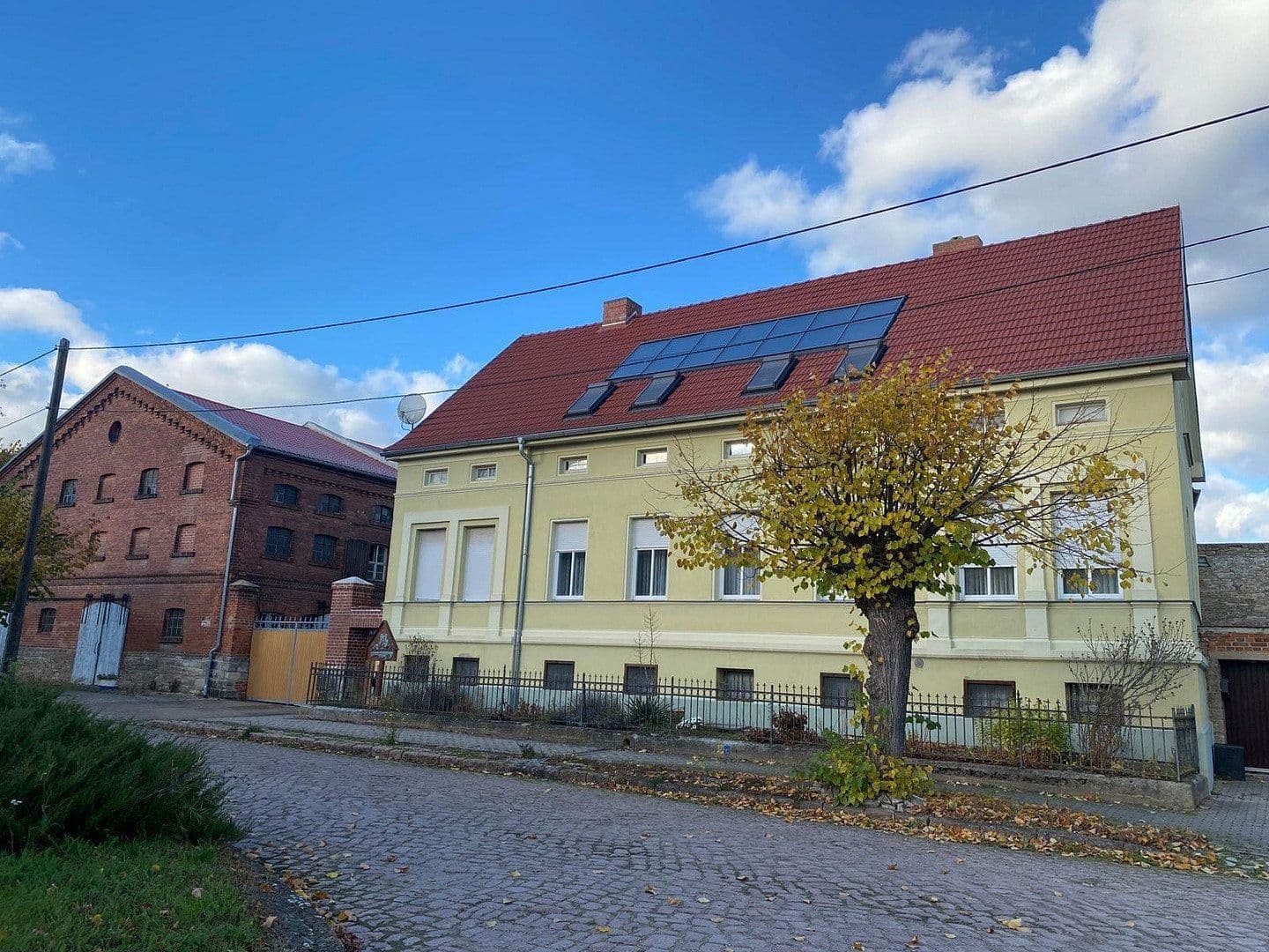 house for sale, 260 m², Nienburg (Saale), Saxony-Anhalt house for sale, 260 m², Nienburg (Saale), Saxony-Anhalt