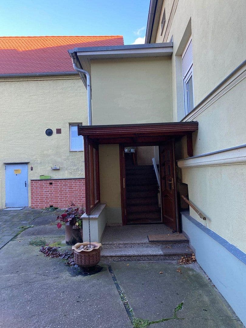 house for sale, 260 m², Nienburg (Saale), Saxony-Anhalt house for sale, 260 m², Nienburg (Saale), Saxony-Anhalt