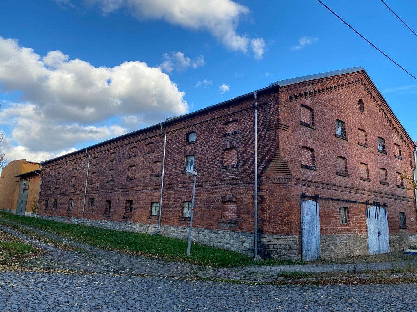 house for sale, 260 m², Nienburg (Saale), Saxony-Anhalt house for sale, 260 m², Nienburg (Saale), Saxony-Anhalt