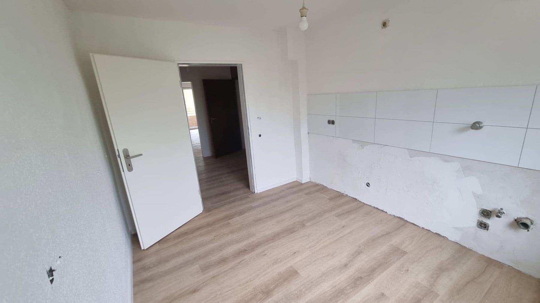 2 bedroom with open-plan kitchen flat to rent, 83 m², Borgmannshof 32, Gelsenkirchen, North Rhine-Westphalia 2 bedroom with open-plan kitchen flat to rent, 83 m², Borgmannshof 32, Gelsenkirchen, North Rhine-Westphalia