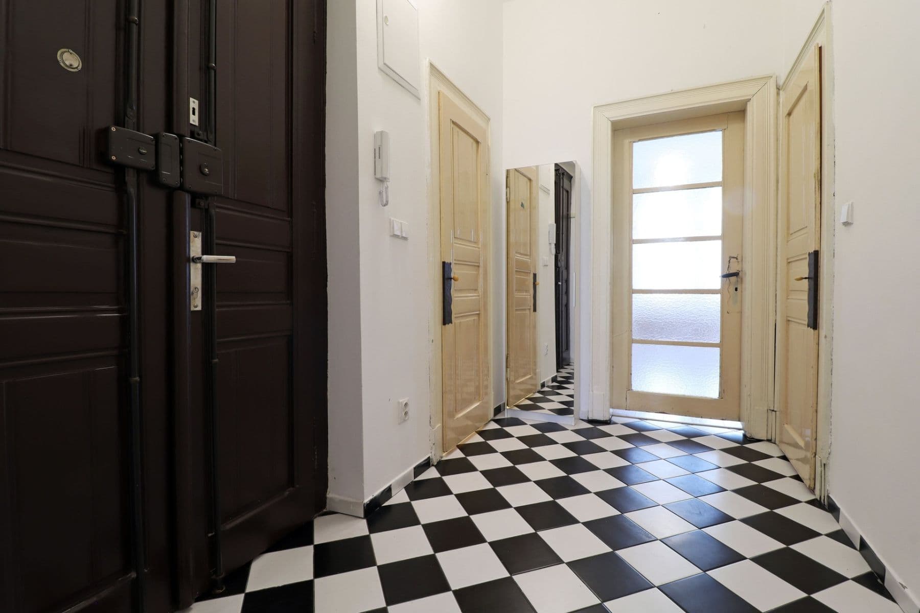 1 bedroom with open-plan kitchen flat to rent, 57 m², Hájkova, Prague, Prague 1 bedroom with open-plan kitchen flat to rent, 57 m², Hájkova, Prague, Prague