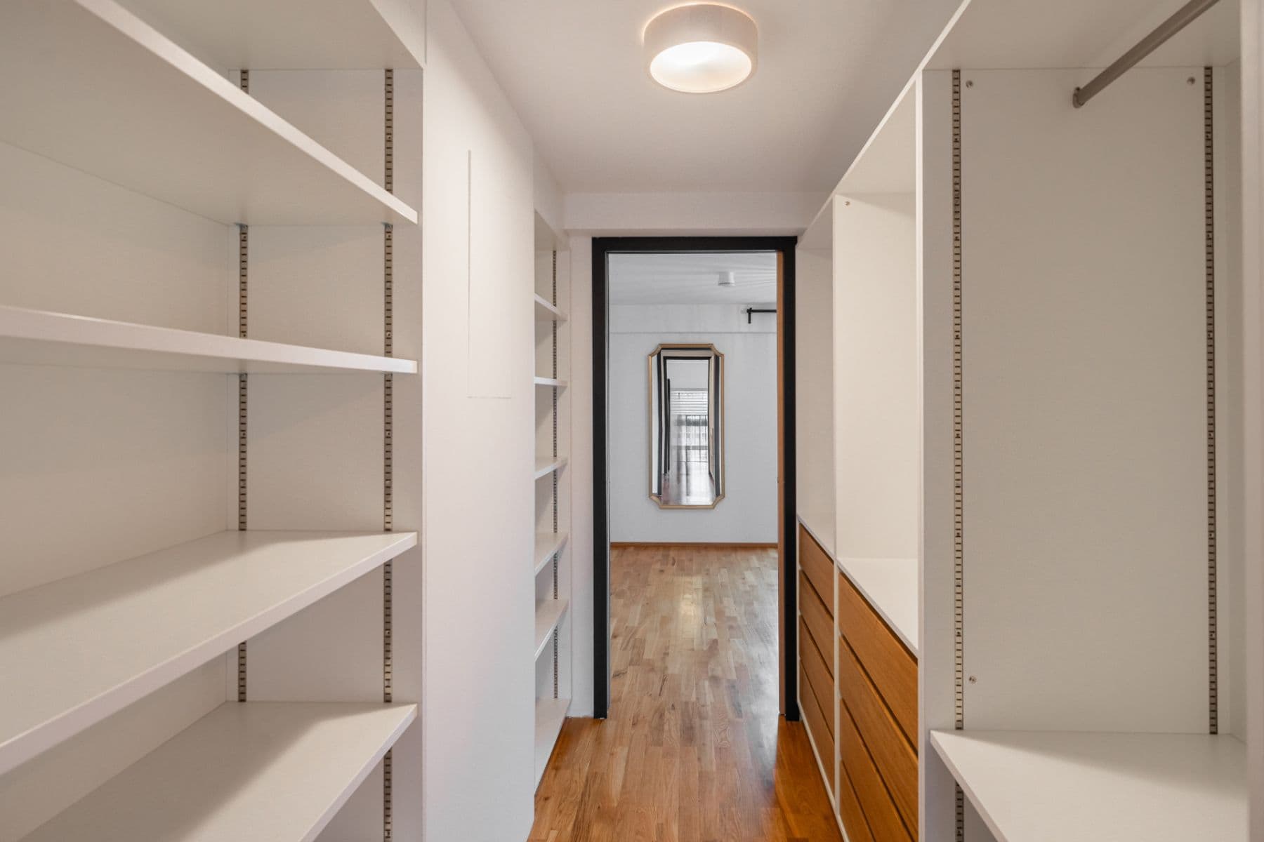 2 bedroom with open-plan kitchen flat to rent, 84 m², Ambrožova, Prague, Prague 2 bedroom with open-plan kitchen flat to rent, 84 m², Ambrožova, Prague, Prague