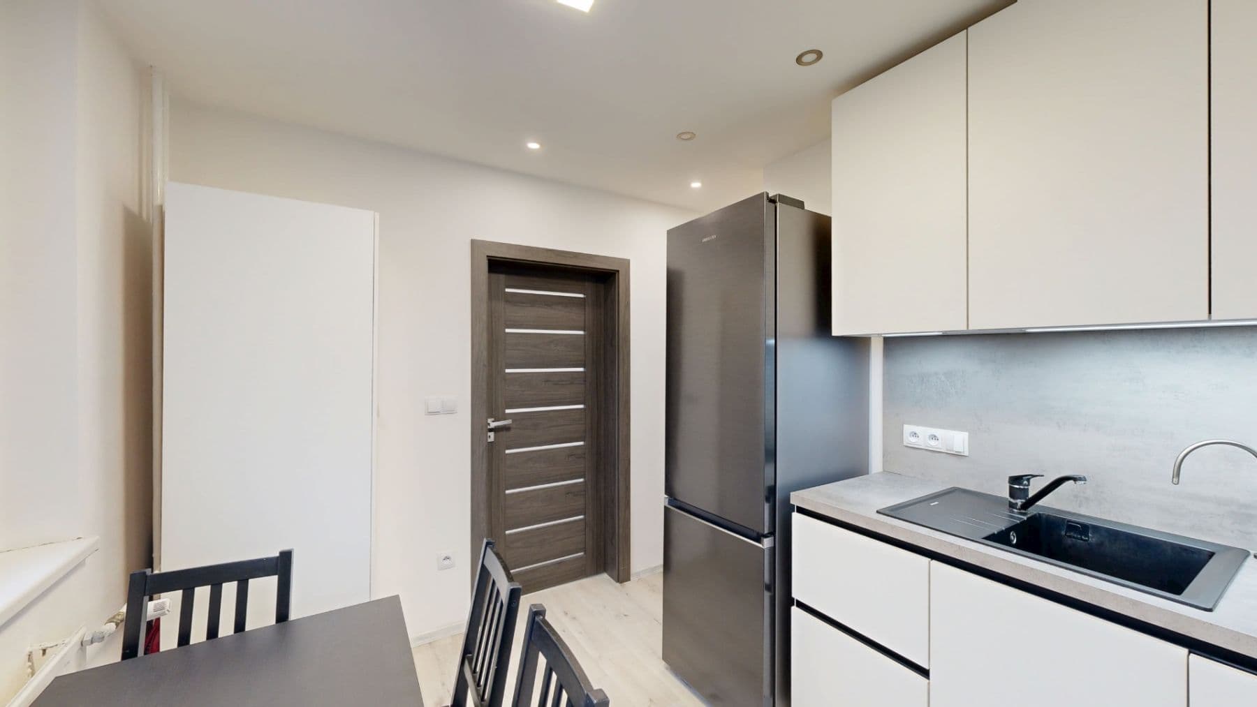 3 bedroom flat to rent, 68 m², Na Loučkách, Kuřim, Jihomoravský Region 3 bedroom flat to rent, 68 m², Na Loučkách, Kuřim, Jihomoravský Region