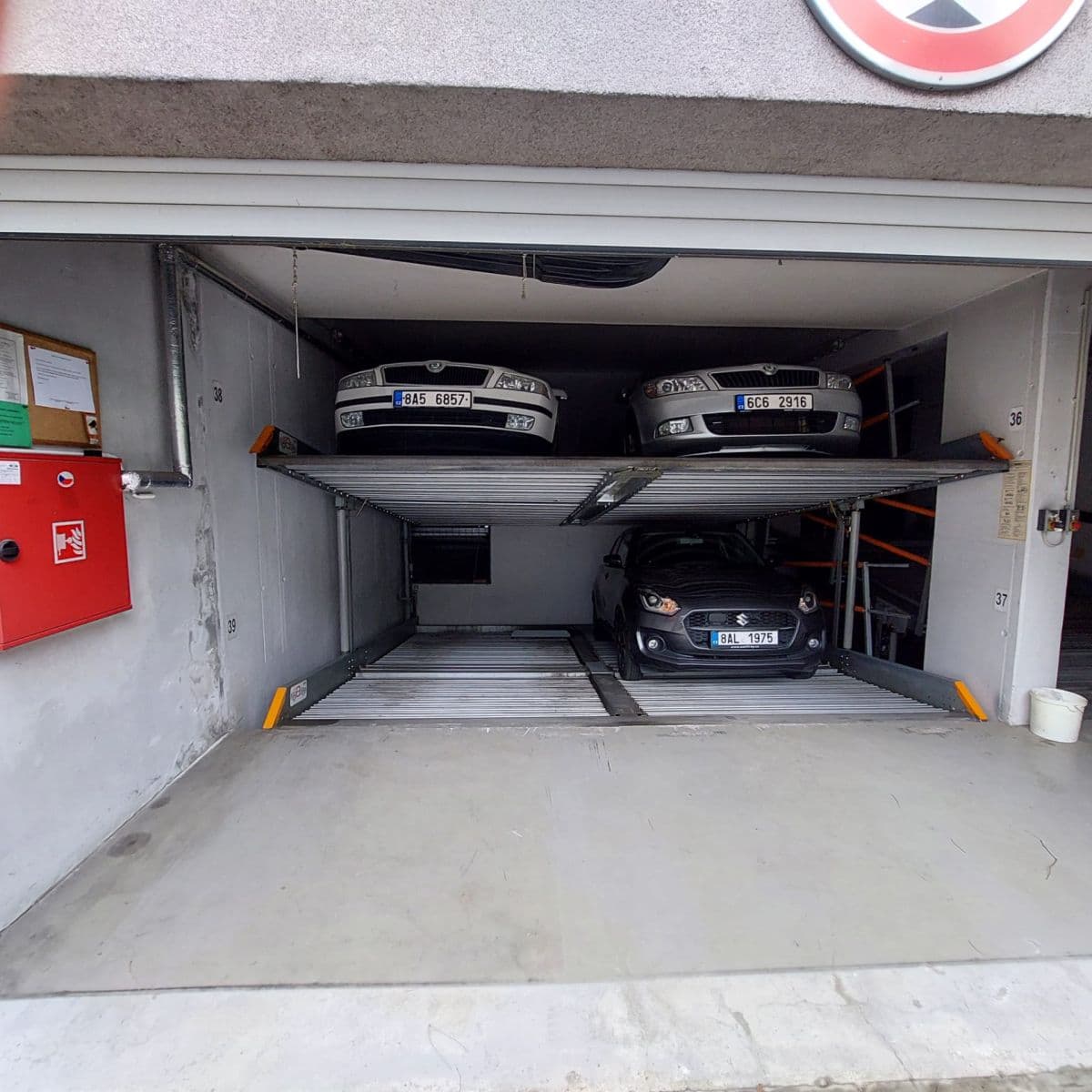 garage to rent, 12 m², Štichova, Prague, Prague garage to rent, 12 m², Štichova, Prague, Prague