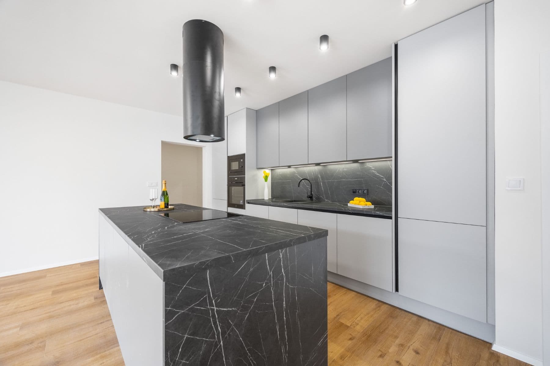 3 bedroom with open-plan kitchen flat for sale, 111 m², Velká skála, Prague, Prague 3 bedroom with open-plan kitchen flat for sale, 111 m², Velká skála, Prague, Prague