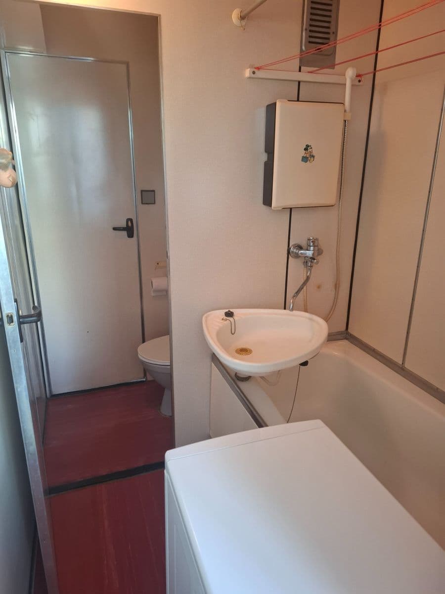 2 bedroom flat to rent, 57 m², Pod Vrchem, Plzeň, Plzeňský Region 2 bedroom flat to rent, 57 m², Pod Vrchem, Plzeň, Plzeňský Region