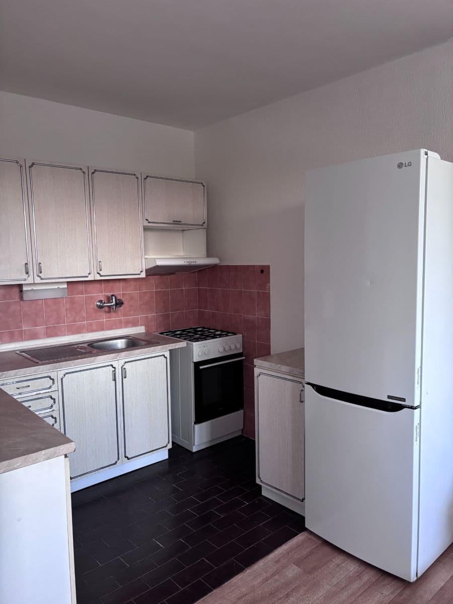 3 bedroom flat to rent, 77 m², Novodvorská, Prague, Prague 3 bedroom flat to rent, 77 m², Novodvorská, Prague, Prague